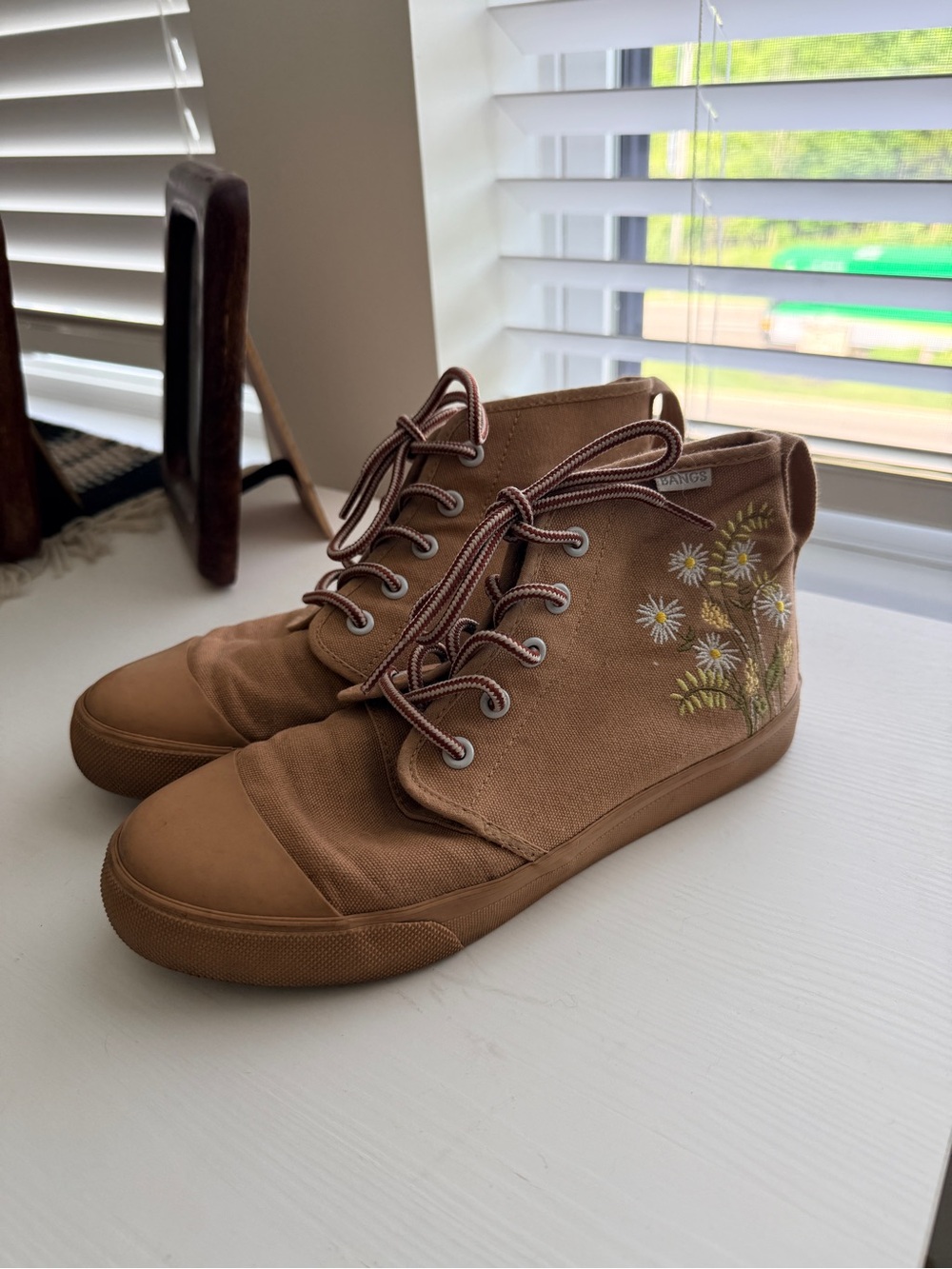 Bangs Women's Brown Canvas High-Top Sneakers with Floral Embroidery